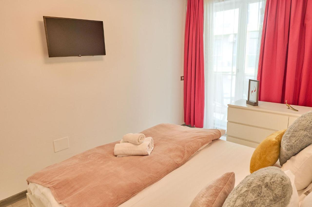 Crazy Sea View 1Br Apartment Spa Pools Resort Mamaia Ngoại thất bức ảnh